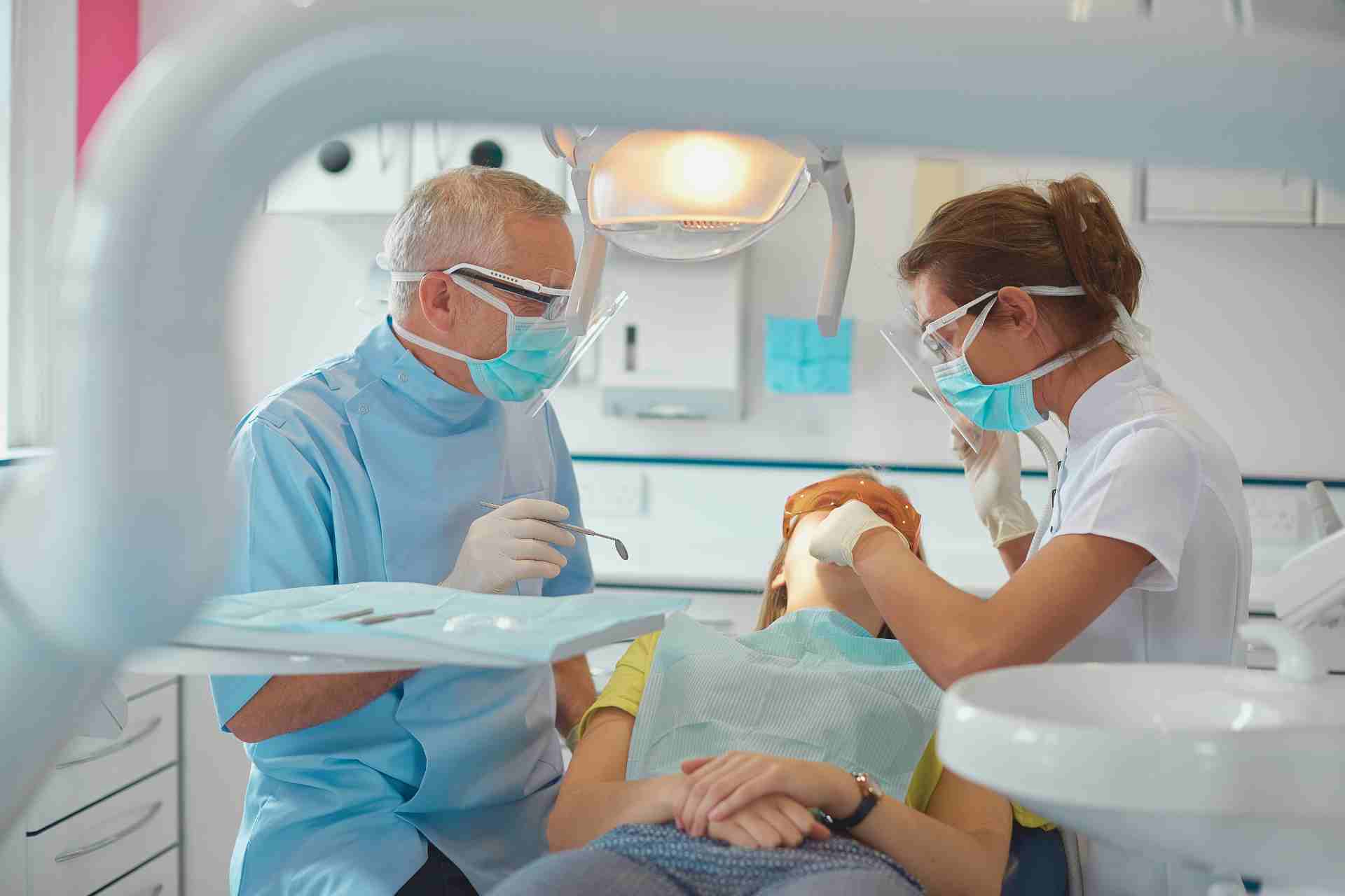Dentist in Carol Stream, IL